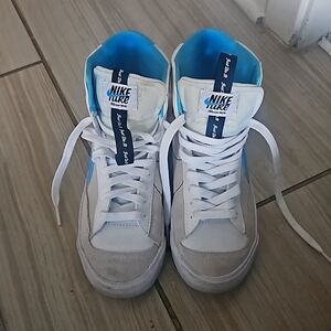 Boys Nike Blazer MID